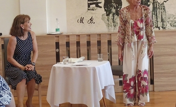 Růžové svatby s Vilmou Cibulkovou a Michaelou Dolinovou