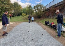 První popovodňový turnaj v pétanque u řeky