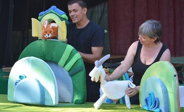 POHÁDKOVÉ ÚTERÝ: O ZAJÍČKOVI A ZLÉ KOZE A O MÁŠENCE A MEDVĚDOVI