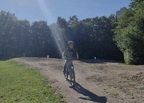 Sklaďák Cross Bike 2025