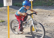 Sklaďák Cross Bike 2025