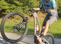 Sklaďák Cross Bike 2025