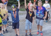Sklaďák Cross Bike 2025