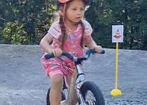 Sklaďák Cross Bike 2025