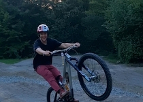 Sklaďák Cross Bike 2025