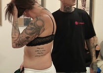 Ze zahájení výstavy "Umění pod kůží" Jiřího Kuchaře