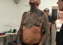 Ze zahájení výstavy "Umění pod kůží" Jiřího Kuchaře