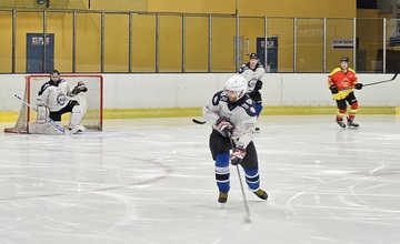 Spartak Adamov - TJ Sokol Černá Hora 5:6 (3:1, 1:4, 1:1)