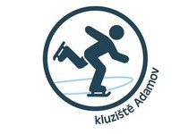 FK Adamov nabízi brigádu v rámci údržby kluziště na Ptačině