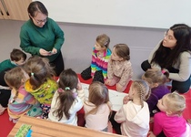 Procházka Adamovem ještě jednou, tentokrát pro Žabičky