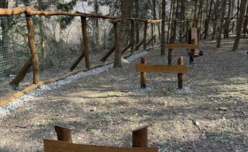 Dokončovací práce na novém Výběhu pro psy