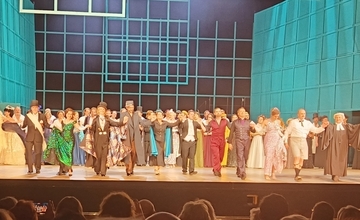 Poslední zájezd do divadla v této divadelní sezoně