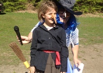 Pálení čarodějnic na sklaďáku