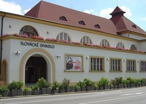 Zájezd do Slováckého divadla v Uherském Hradišti - KRÁLOVA ŘEČ