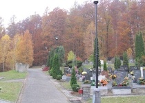 Druhé sečení areálu nového hřbitova