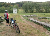 Cyklovýlet na závody motorových skútrů na Olšovci