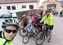 Fotografie z cyklovýletu zahájení turistické sezóny v Černé Hoře