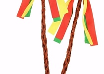 Pletení pomlázek v Městském klubu mládeže