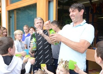 Zpráva o narozeninách klubu