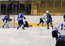 HC Veverská Bítýška - Spartak Adamov 7:1 (0:0, 3:0, 4:1)