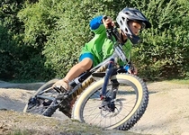 Sklaďák Cross Bike 2023